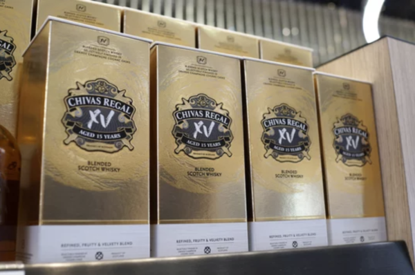 Chivas Regal 15 Years XV - Image 7