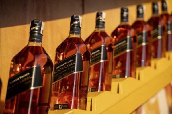 Johnnie Walker Black Label 12 Years - Image 4